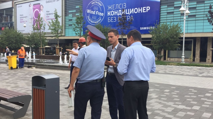 Акимат Алматы: на Арбате незаконно срубили четыре дерева