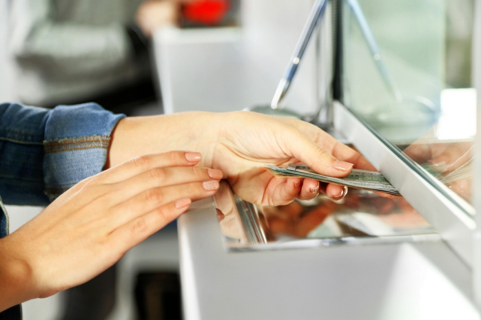 Объем международных денежных переводов снизился на 22,3% в Казахстане