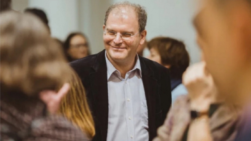 Известному ученому предложили бесплатно преподавать в МГУ