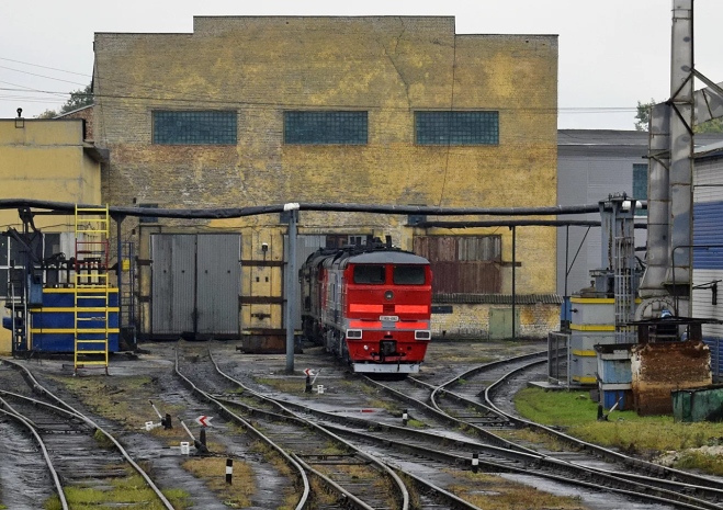 Более 22 тонн дизтоплива похитили машинисты с локомотивного депо в Караганде