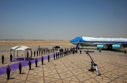 Трамп прилетел в Саудовскую Аравию в рамках турне по Ближнему Востоку