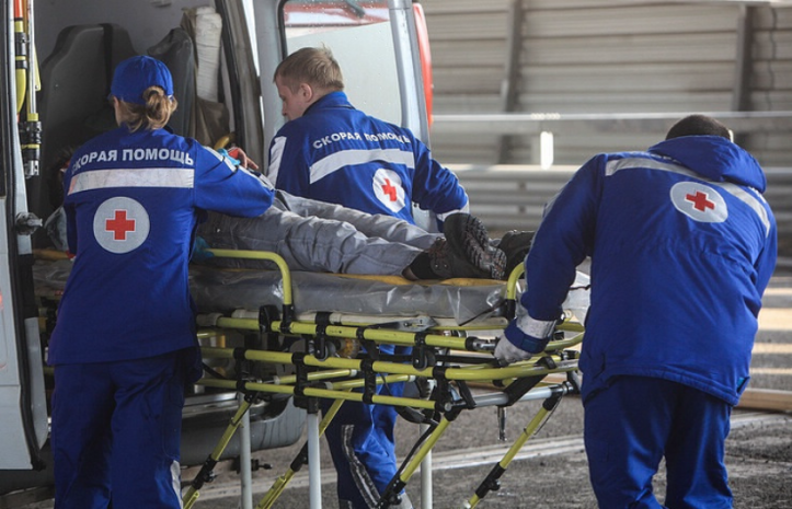 В России автобус из Казахстана столкнулся с поездом