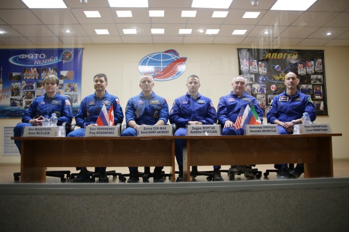 Опубликовано видео перехода экипажа «Союз МС-11» на борт МКС