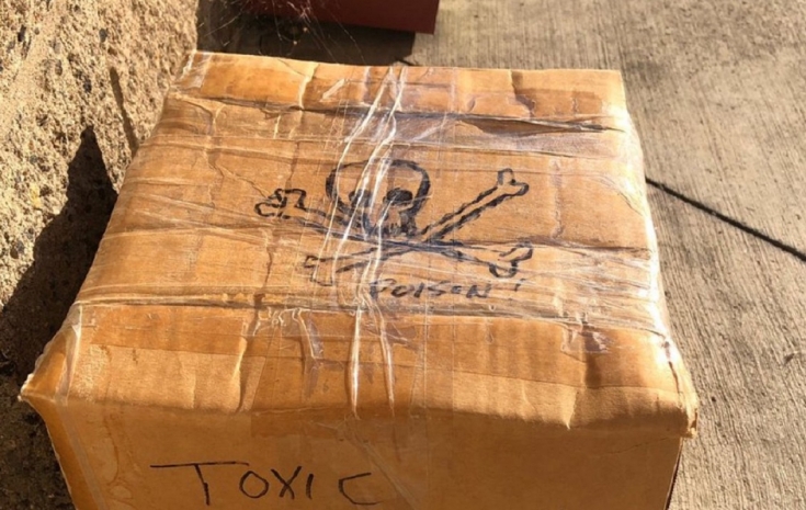 Из-за подозрительной коробки перекрыли улицы в Алматы