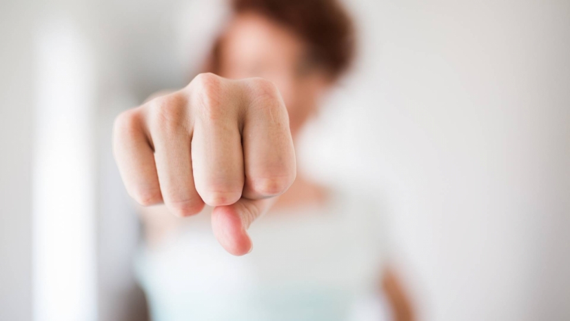 Уволена помощница воспитателя яслей за рукоприкладство в Алматы