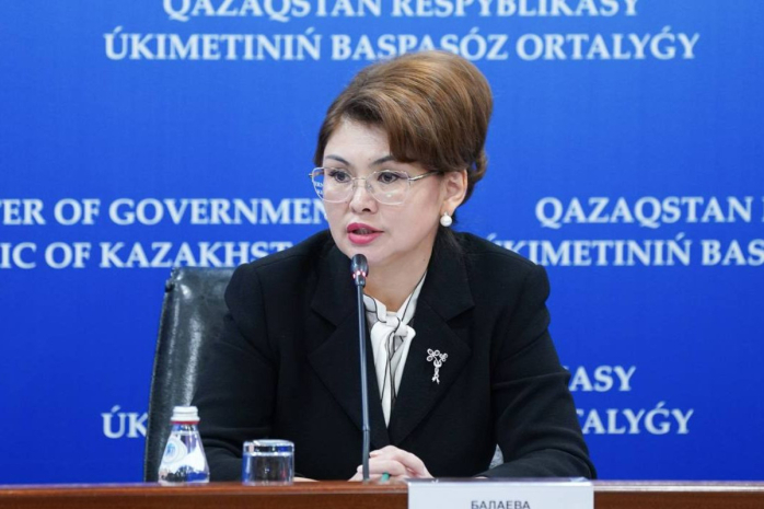 Сократить количество фейков в интернете призвала Аида Балаева