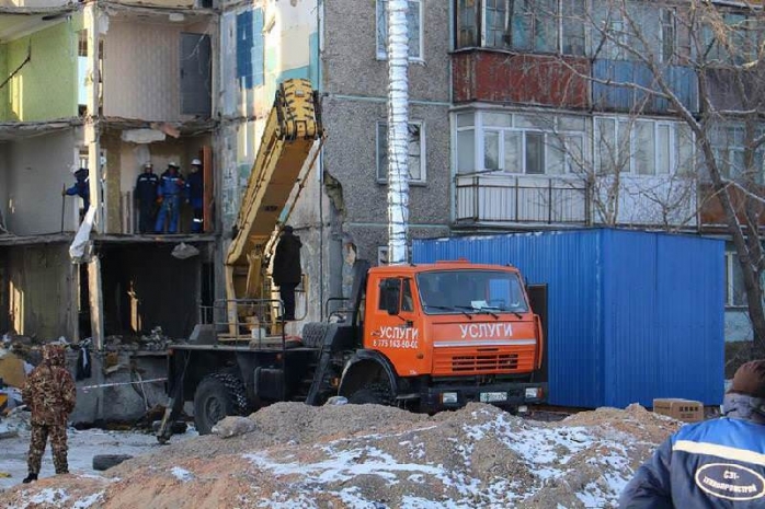 В уцелевшие квартиры дома в Шахане вернулось тепло