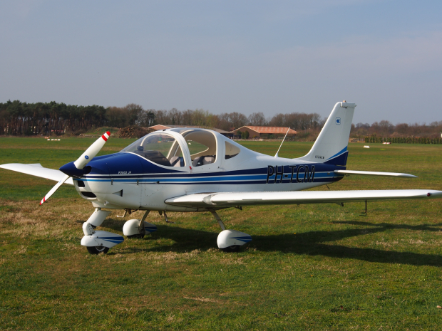 Два человека погибли при крушении самолета в Карагандинской области