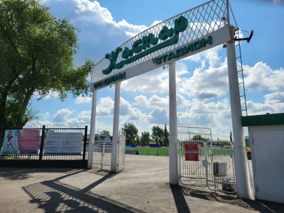 Жители Талгара пожаловались на плохое состояние стадиона
