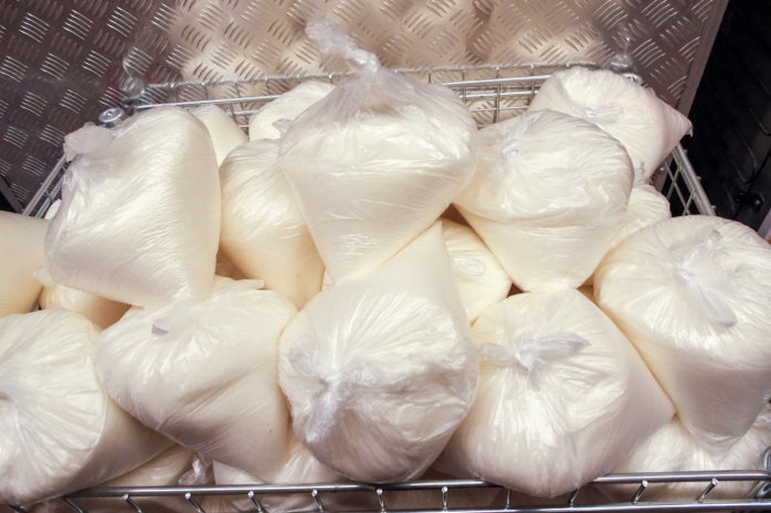 Цены на куриное мясо и сахар зафиксируют в Алматы