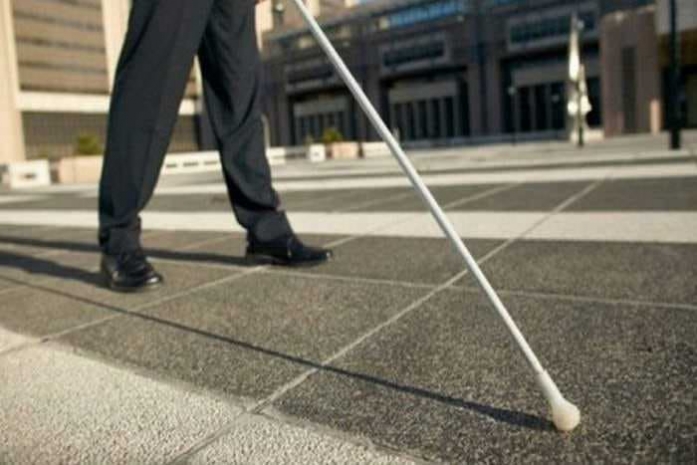 В Казахстане незрячий пассажир засудил грубого кондуктора