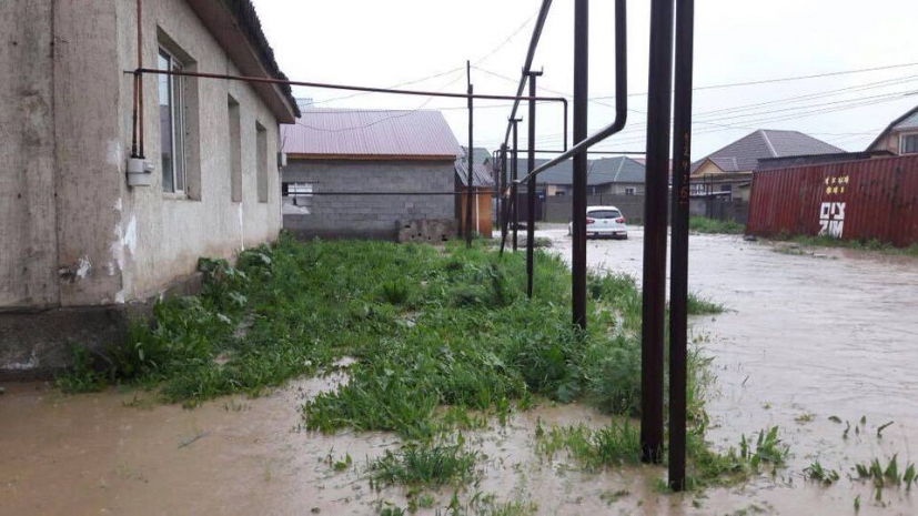 Часть микрорайона Алгабас подтоплена