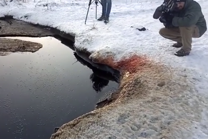 «Озеро из крови» обнаружили в Омской области