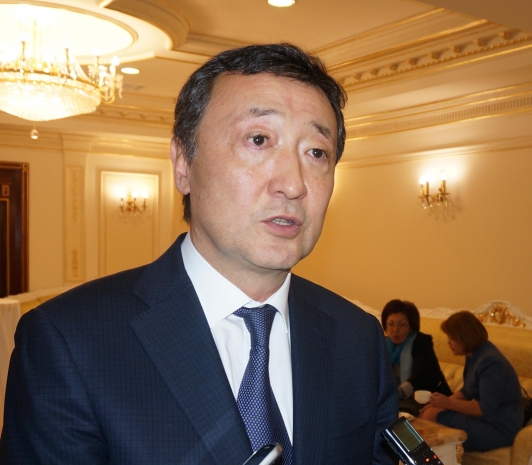 Глава казахстанской коллегии адвокатов подал в отставку