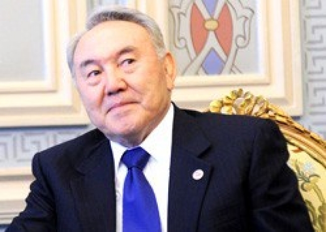 Назарбаеву хотят вручить рыцарский орден