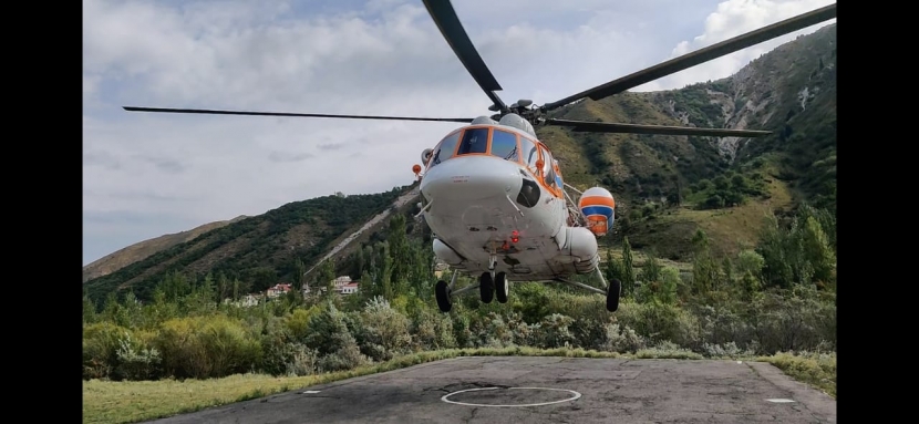 Вертолетное патрулирование дорог возобновляется в Алматы