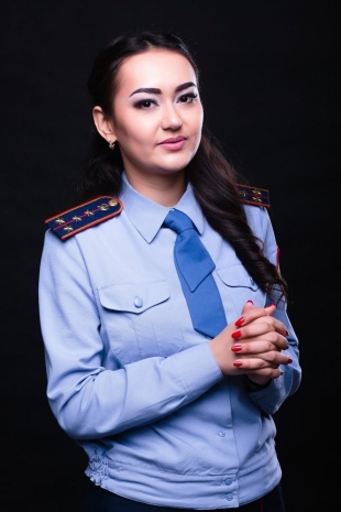 Самую красивую девушку-полицейского выбрали в Казахстане