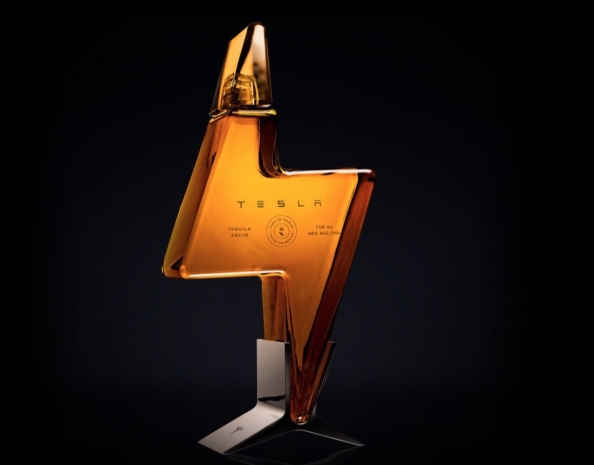 Tesla приступила к продаже текилы