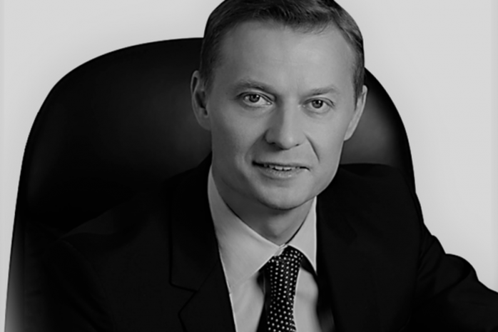 Главу крупной строительной фирмы нашли мертвым в офисе в Москве