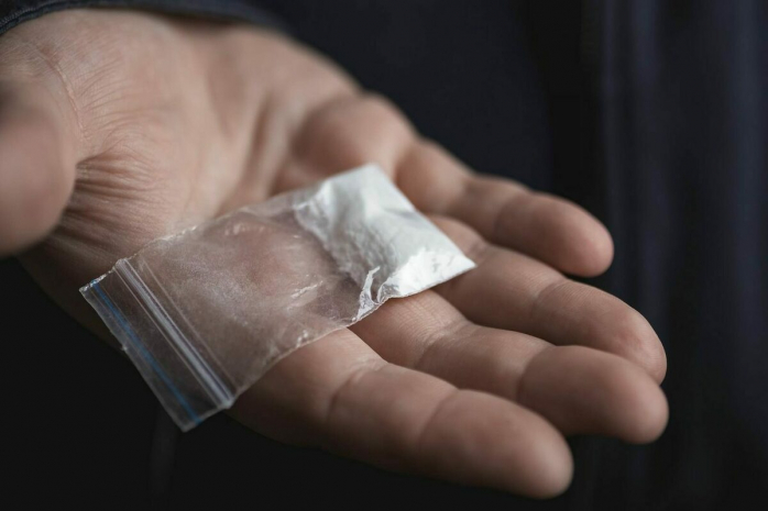 За продажу «синтетики» задержана бармен в Алматы