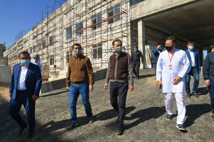 Аким Алматы проверил, как развиваются новые микрорайоны