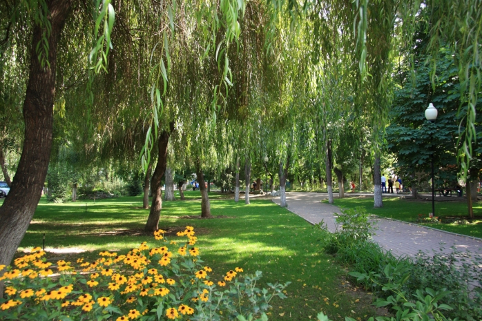 Туристская полиция будет дежурить в парках Алматы