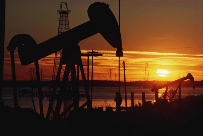 Мировые цены на нефть продолжили свое падение