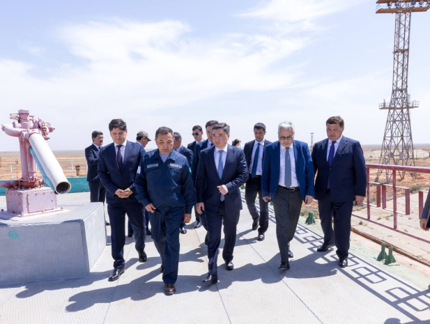 Премьер проверил темпы строительства космического ракетного комплекса «Байтерек»