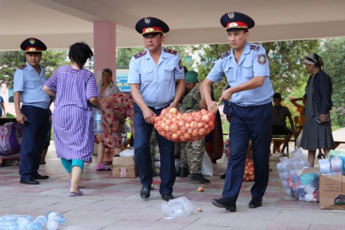 Ерлан Тургумбаев лично контролирует возвращение домой жителей Арыси