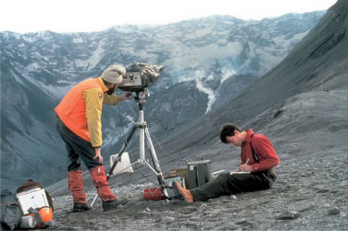 20 лучших студентов-геологов Казахстана  стали обладателями стипендии Шахмардана Есенова