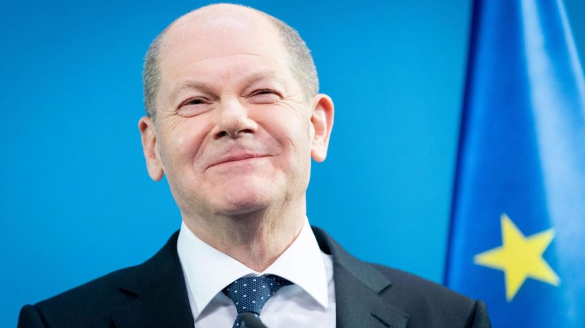 Канцлер Олаф Шольц теряет доверие жителей Германии