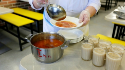 В оказывающих соцуслуги организациях расширят нормы питания