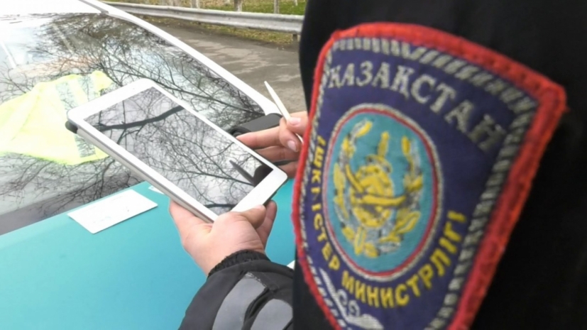 Полиция ужесточила контроль за выделенными полосами в Алматы