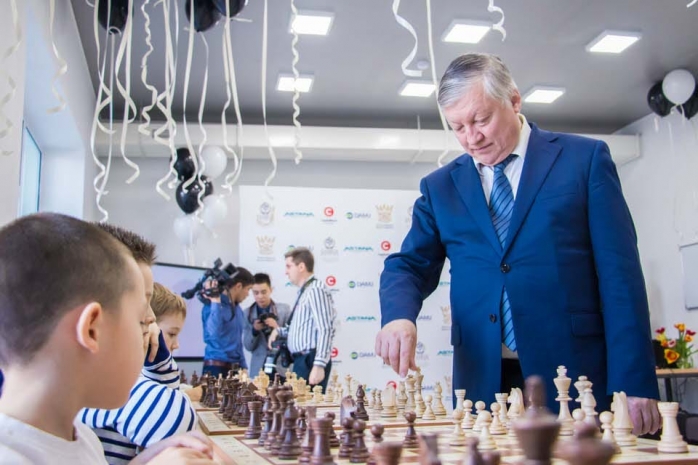 Анатолий Карпов: Алматы - чудный город