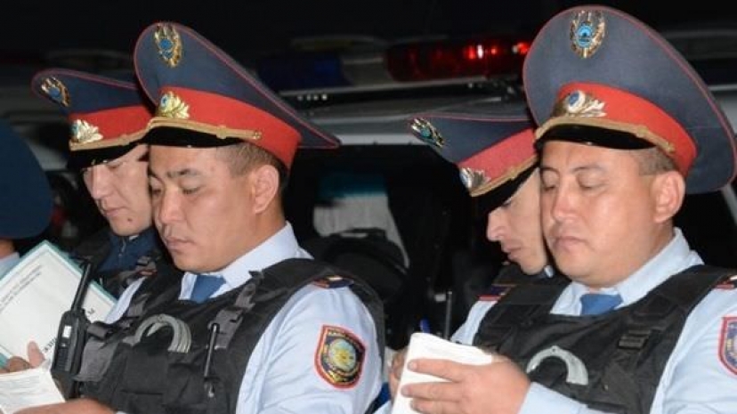 За кем постоянно следит полиция Алматы