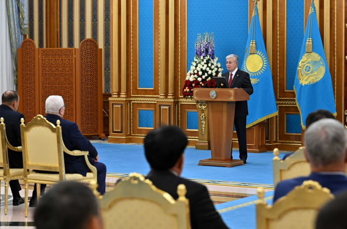 Глава государства принял участие в церемонии награждения нефтяников