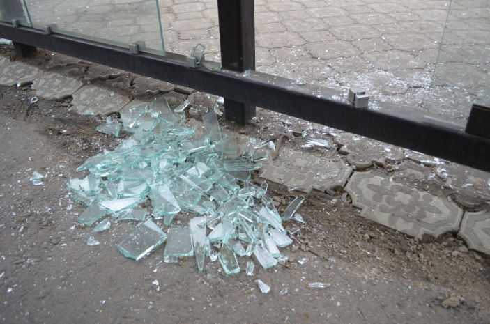 Более миллиона тенге ущерба нанесли хулиганы в Петропавловске
