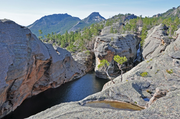 В Каркаралинских горах в походе заблудилась семейная пара