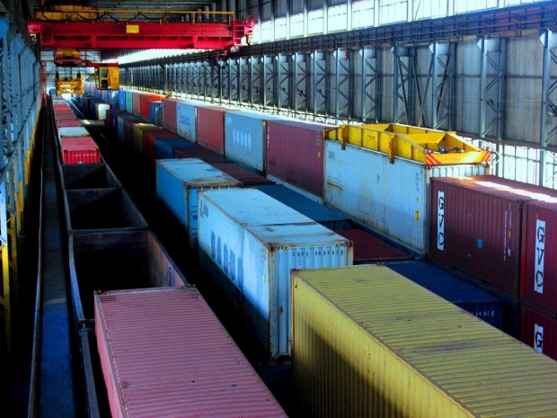 Глава КТЖ усомнился в планах правительства на рост транзита