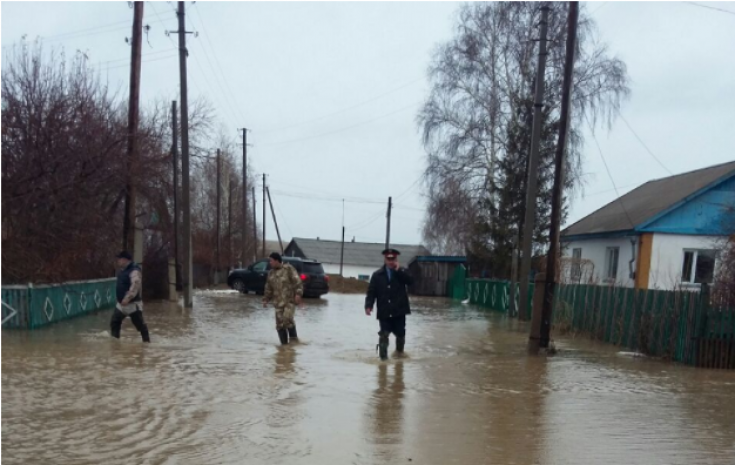 В СКО полиция круглосуточно охраняет подтопленные дома от мародеров