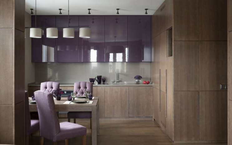 Креативные кухни сиреневого цвета