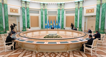 Президент провел встречу со спикерами парламентов стран – участниц ТюркПА