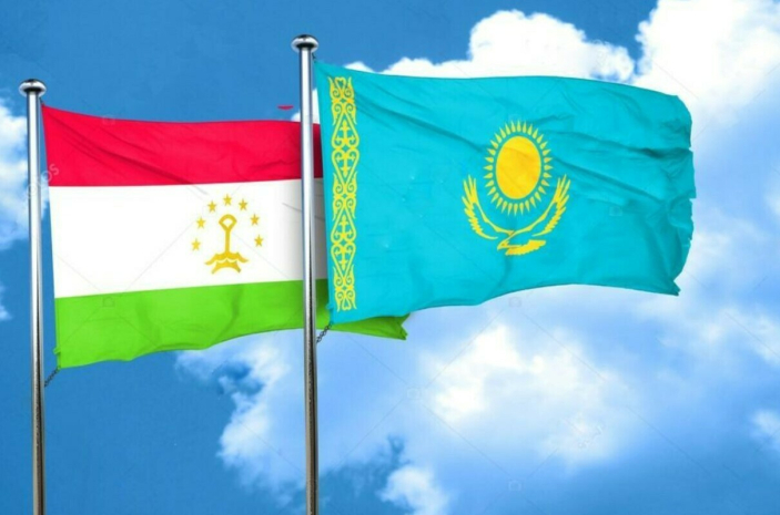 Токаев поздравил Эмомали Рахмона