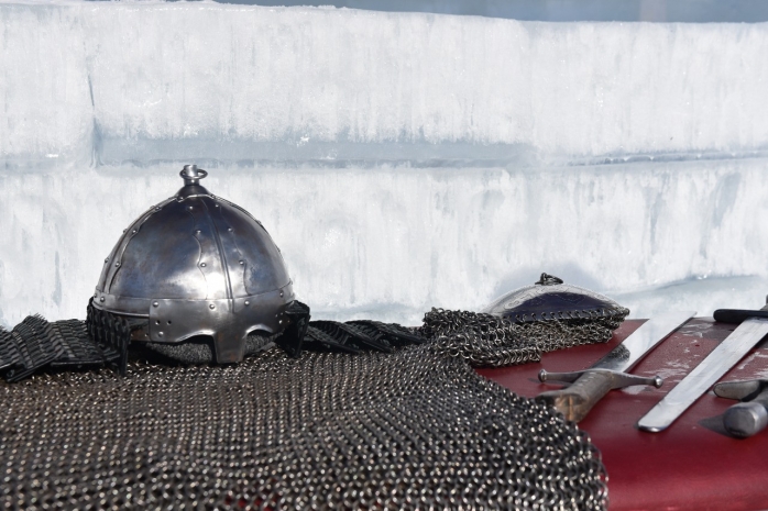 Массовые поединки на мечах прошли на выходных в Астане