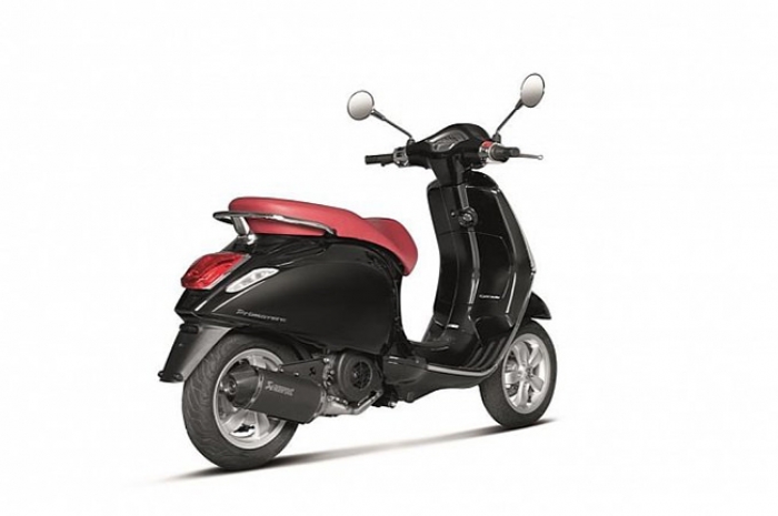 Глушители Akrapovic для скутеров Vespa