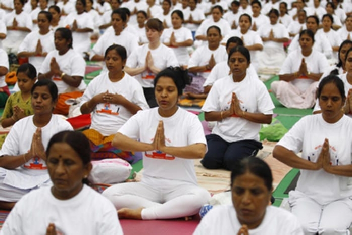 Индийский журналист арестован за статью о «запрете на йогу»