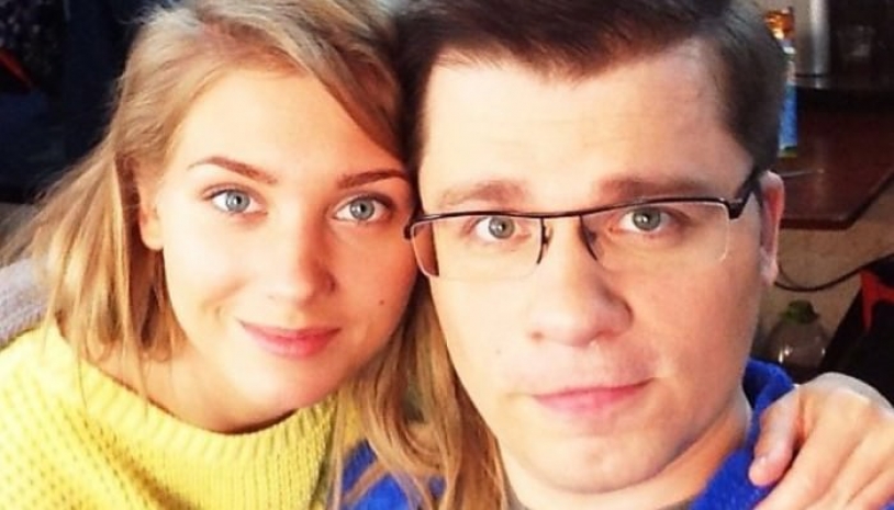 У Харламова и Асмус родилась дочь