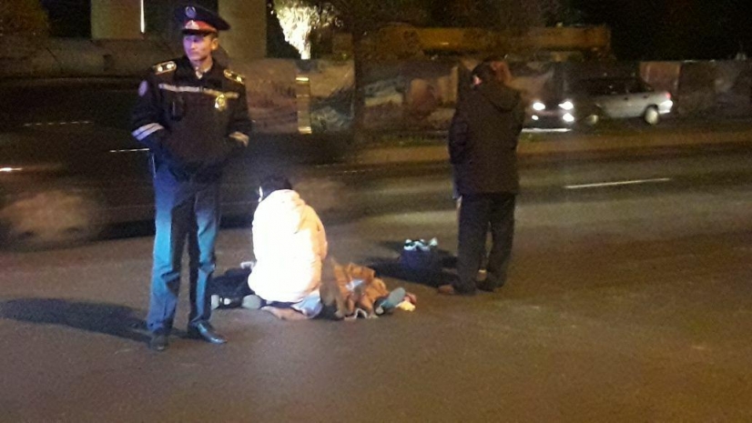 Утром в Алматы насмерть сбита женщина, водитель скрылся с места ДТП