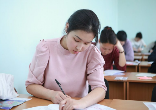 Единый госэкзамен для 9-х и 11-х классов введут в Узбекистане