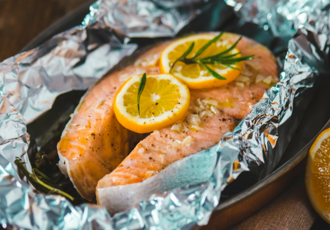 Чем может быть опасно запекание в фольге – химик